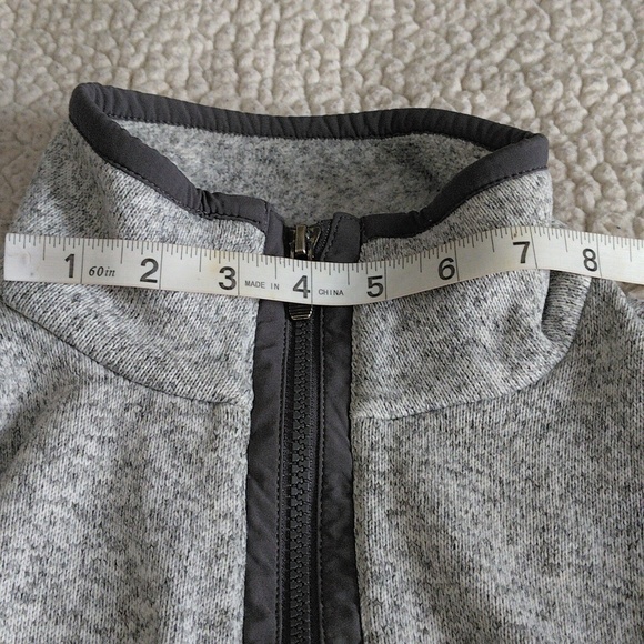 Lululemon Size 8 Grey Full Zip Knit Jacket *Flaw - Picture 12 of 16